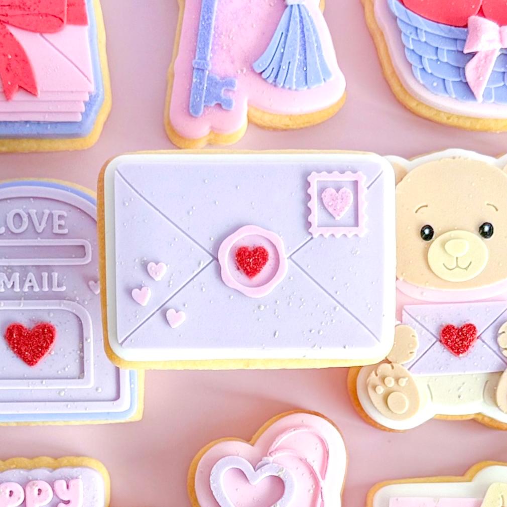 Sending my love to you Valentines Set raised stamp by Le Monde De Mely