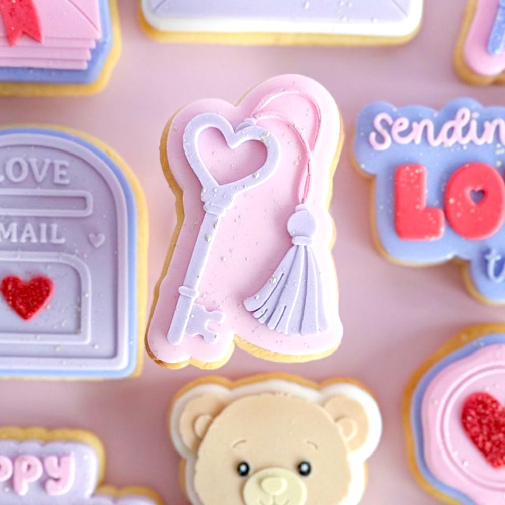 Sending my love to you Valentines Set raised stamp by Le Monde De Mely