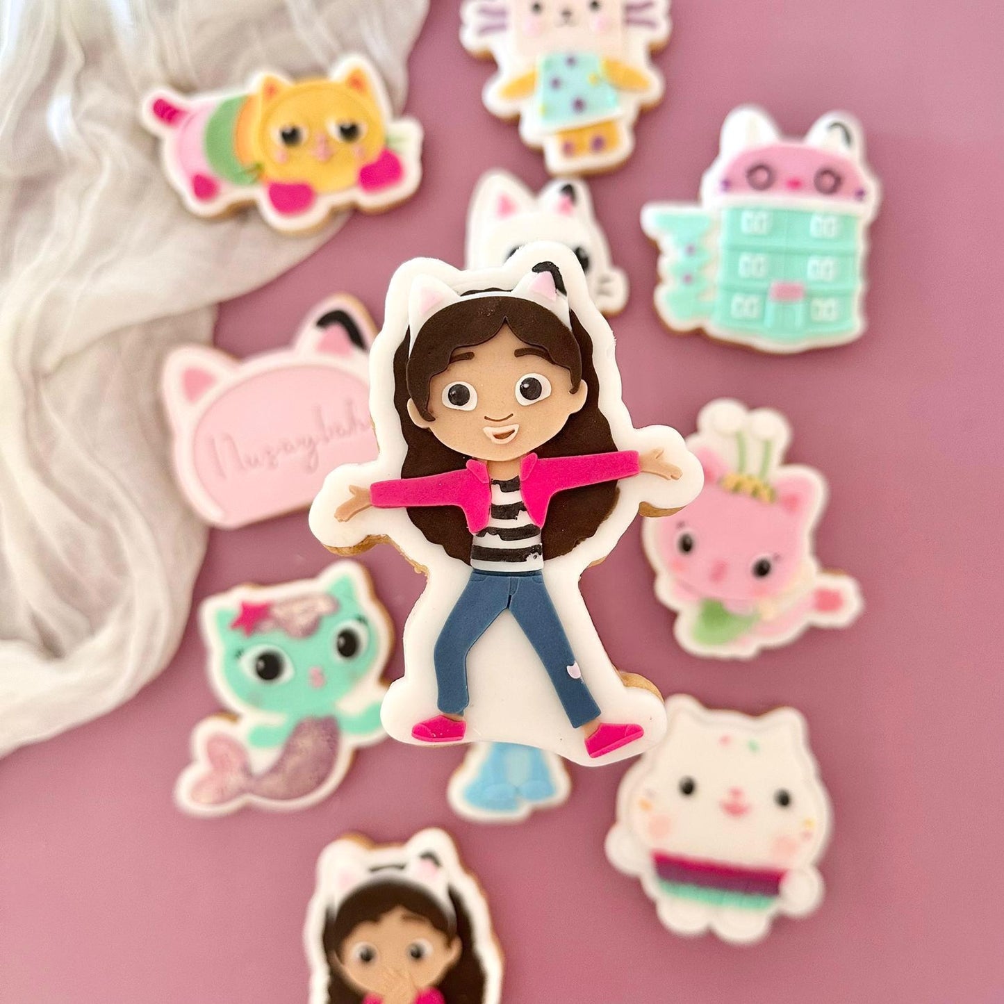 Doll House Set raised stamp by Le Monde De Mely