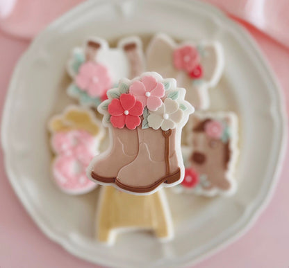 Flower Cowgirl Set raised stamp by Le Monde De Mely