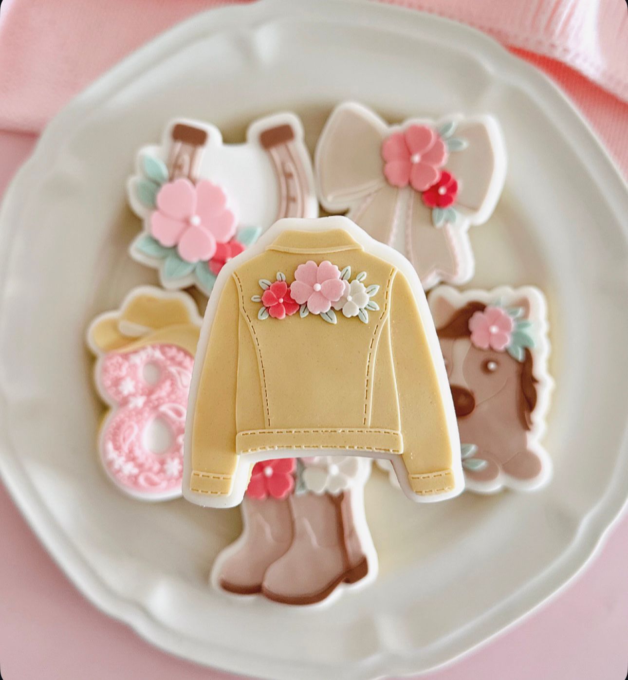 Flower Cowgirl Set raised stamp by Le Monde De Mely