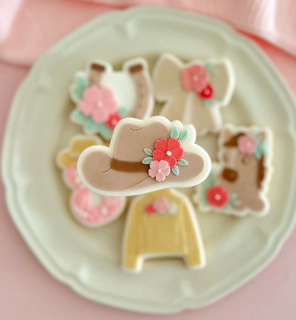 Flower Cowgirl Set raised stamp by Le Monde De Mely