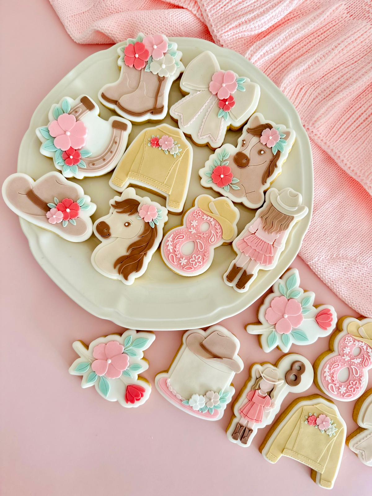 Flower Cowgirl Set raised stamp by Le Monde De Mely