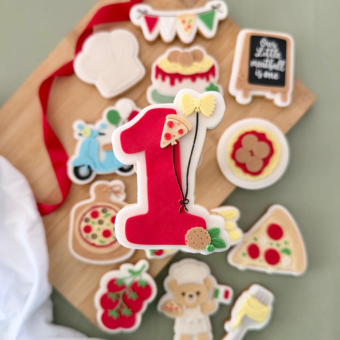 Pizza & Pasta Set raised stamp by Le Monde De Mely