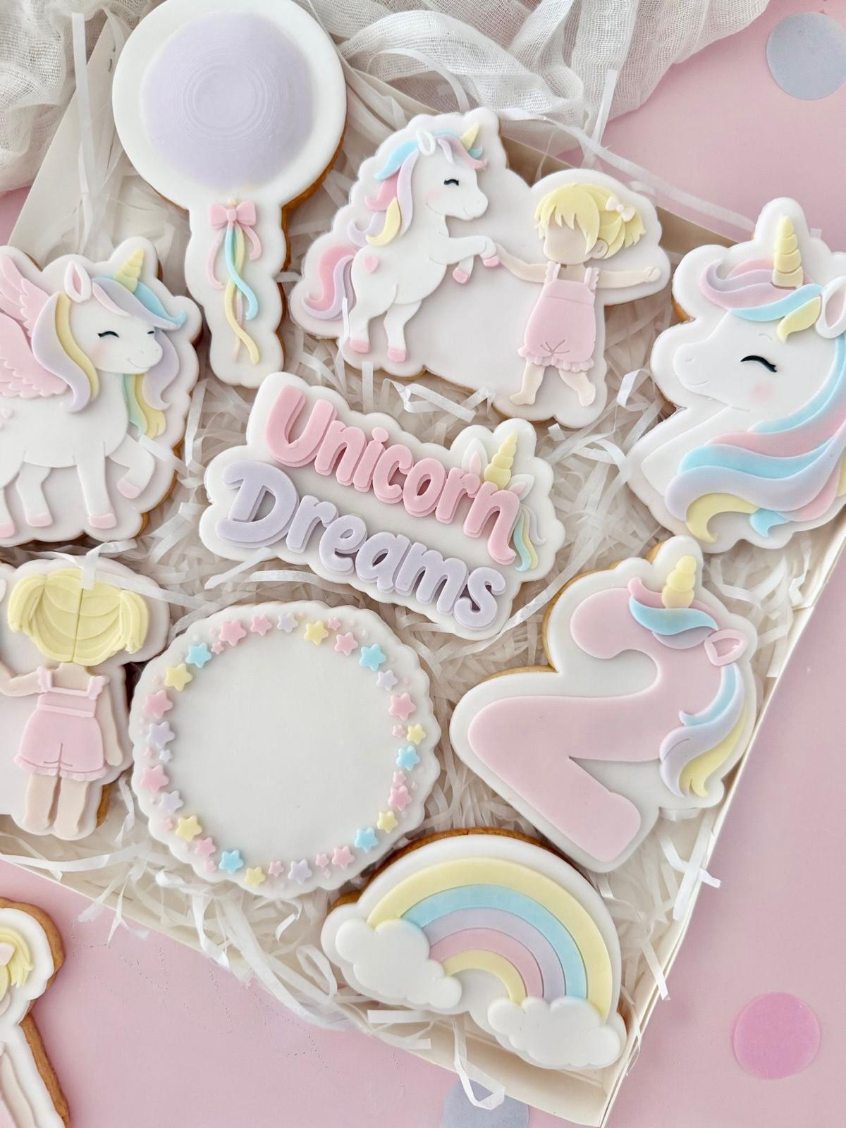 Unicorn Dreams Set raised stamp by Le Monde De Mely