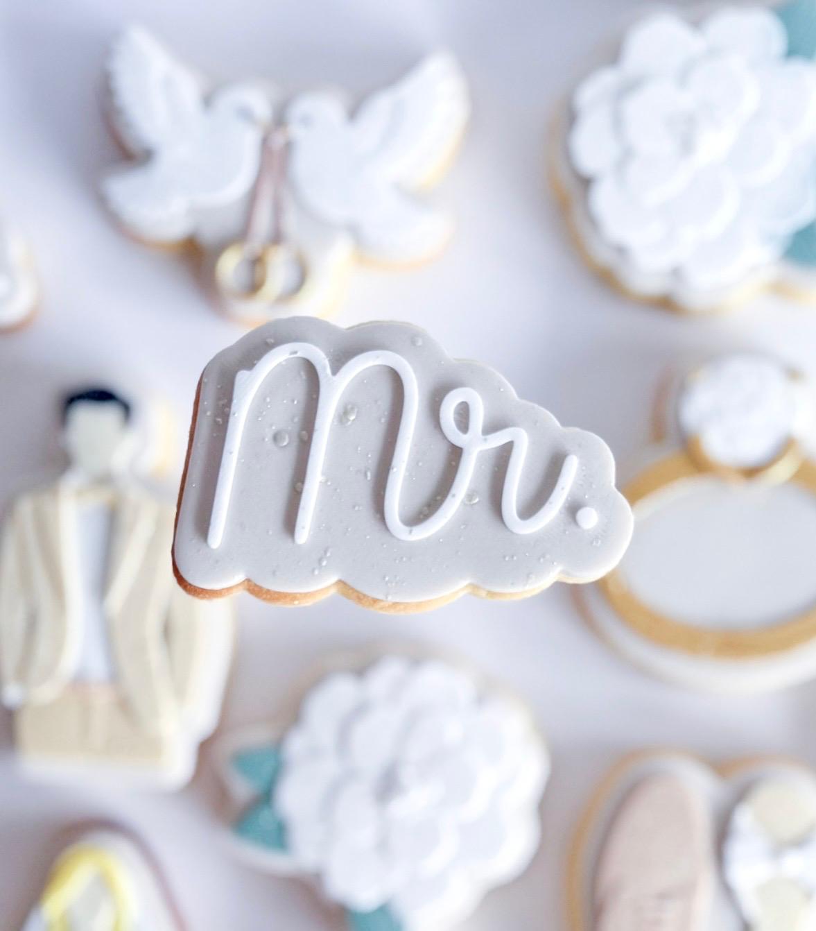 Mr & Mrs Set raised stamp by Le Monde De Mely